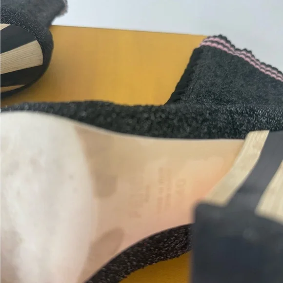 FENDI
Black Knit Fabric Sock Boot Size 10/40 - Picture 5 of 11